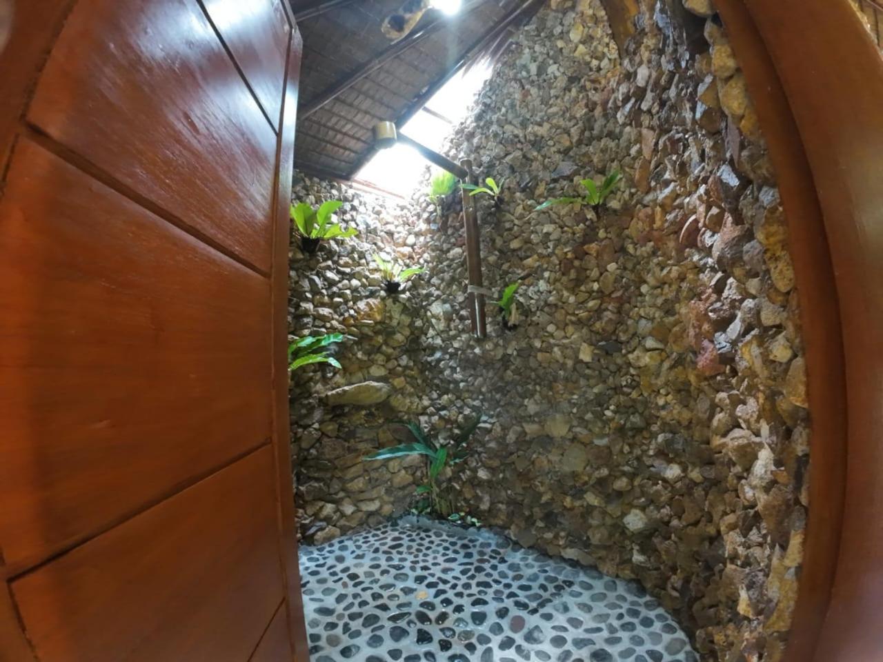 Thejungleguide - Lodges & Treks Bukit Lawang Luaran gambar
