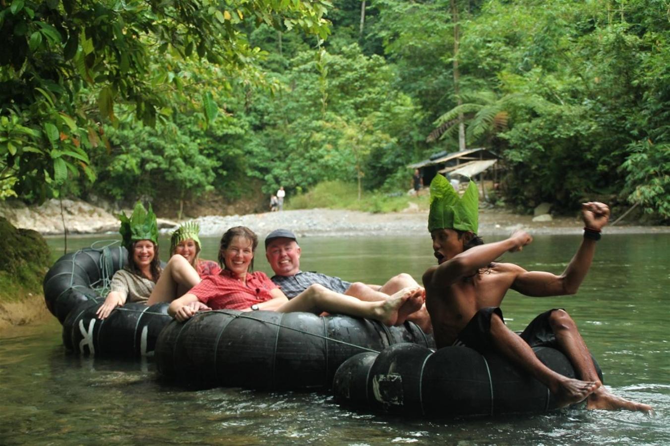 Thejungleguide - Lodges & Treks Bukit Lawang Luaran gambar